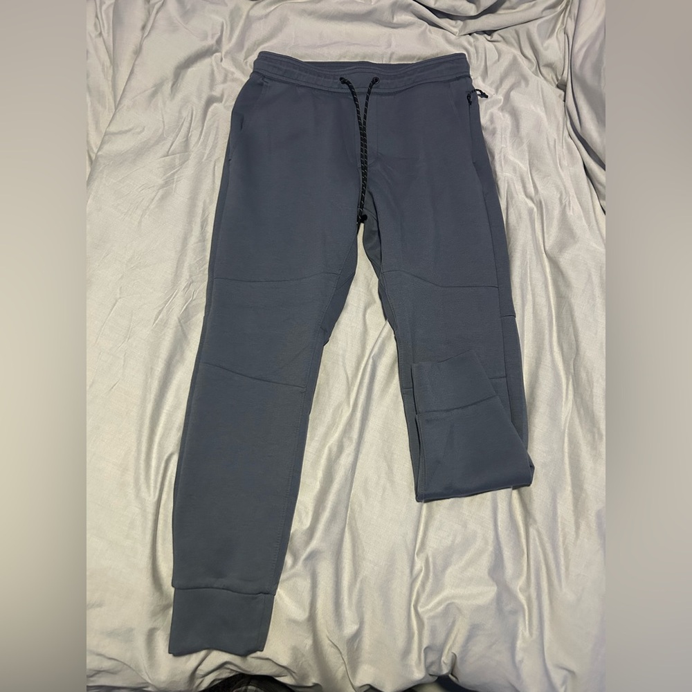 American Eagle Joggers/Pants
